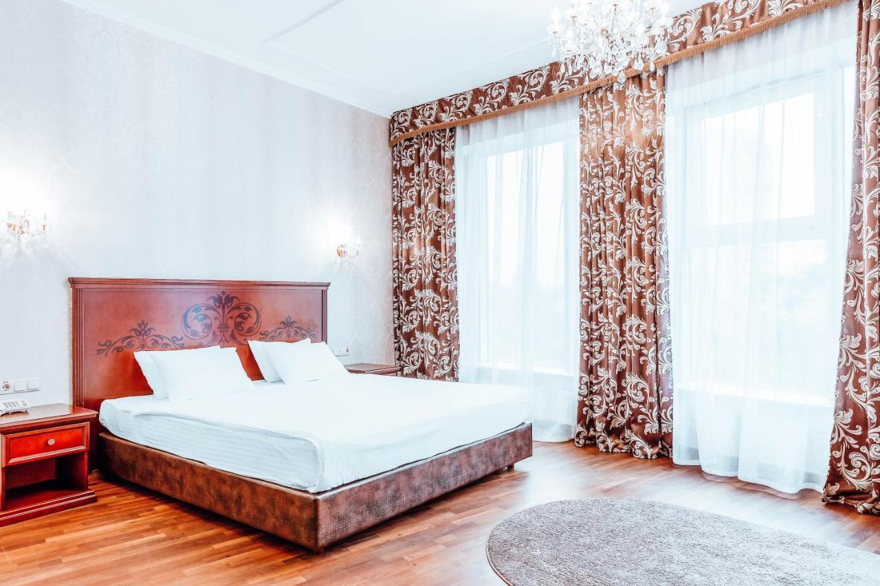 Black Sea Hotel Kiev Ngoại thất bức ảnh